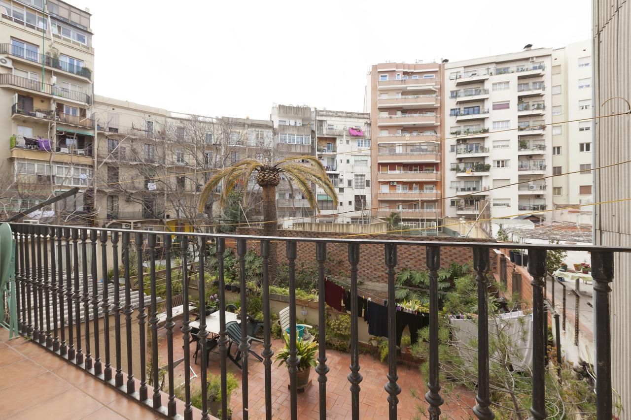 Akira Flats Roger De Flor Chic Apartment Barcelona Exterior photo
